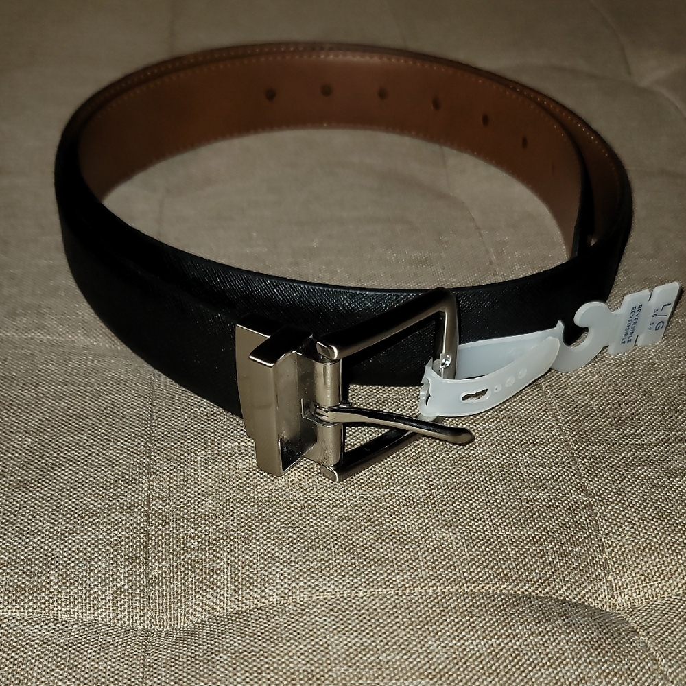 Old Navy Black and Brown Men's Reversible  Belt Sz: L NWOT